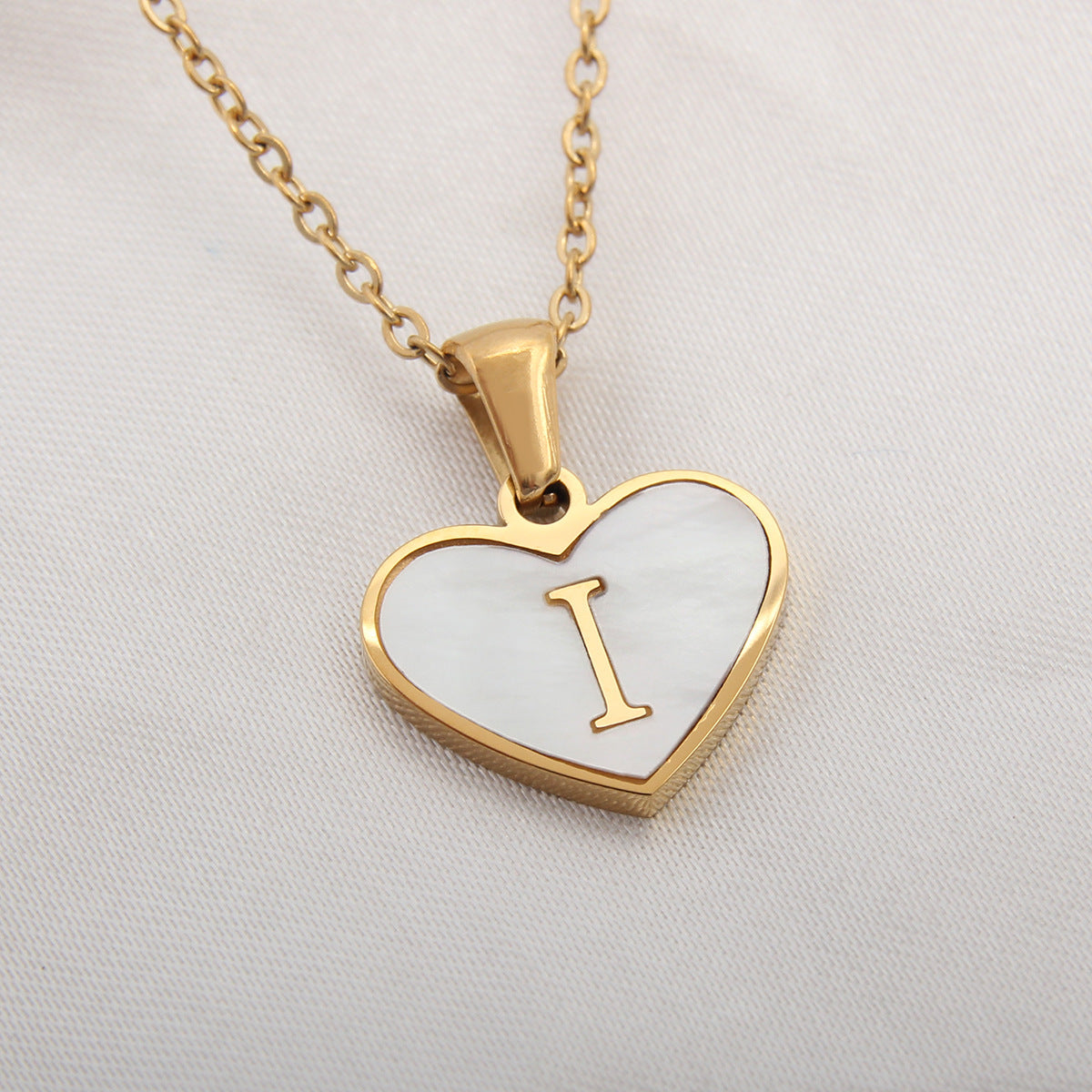 Wholesale Heart Shape Shell Stainless Steel Necklaces